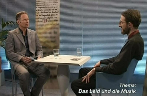 Prof. Dr. Konrad Klek beim TV-Interview zum Thema Das Leid und die Musik